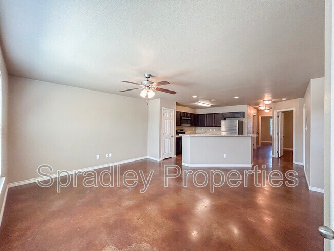 Building Photo - 652 Laila Ln