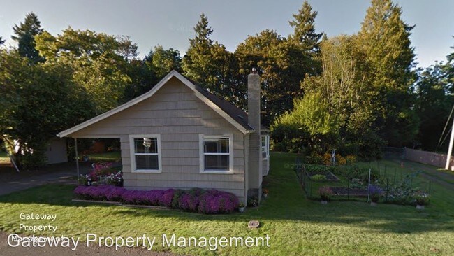 Foto del edificio - 3 br, 2 bath House - 404 Euclid Ave West