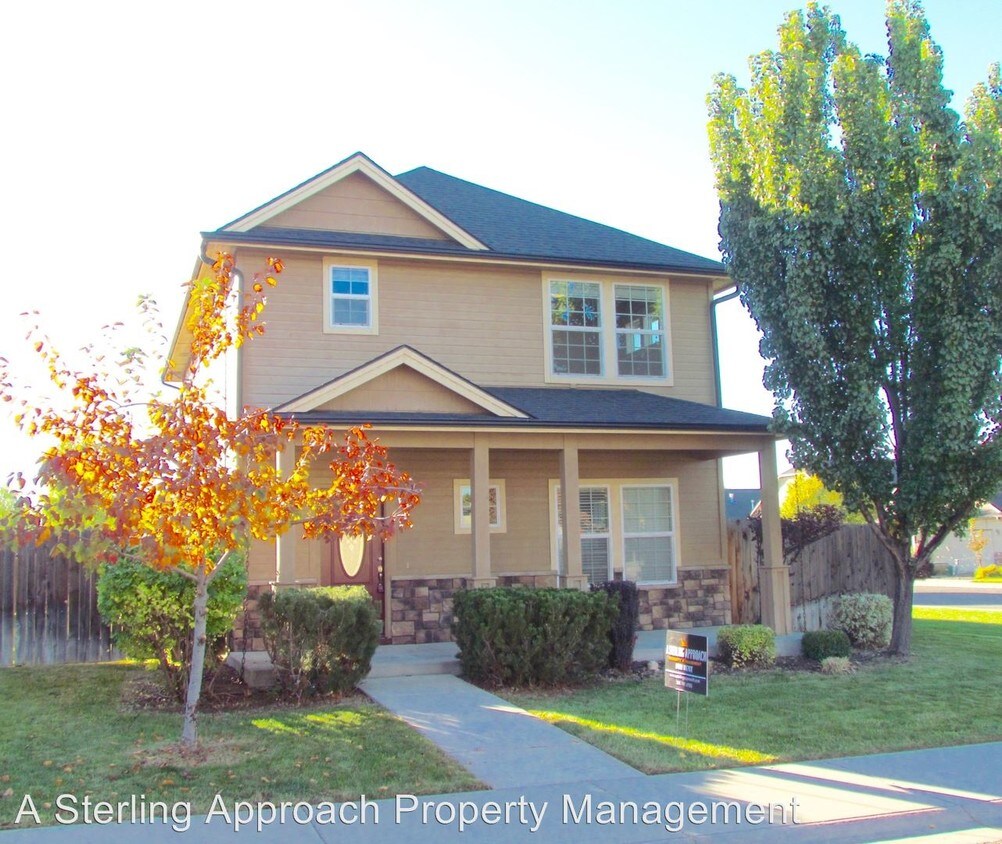 Primary Photo - 4691 S Silverhills Ave