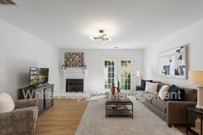 Foto del edificio - 9231 Kings Canyon Dr