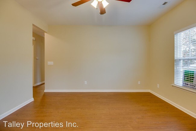 Building Photo - 7112 Somerset Springs Dr