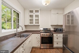 Building Photo - 3778 Gunston Rd