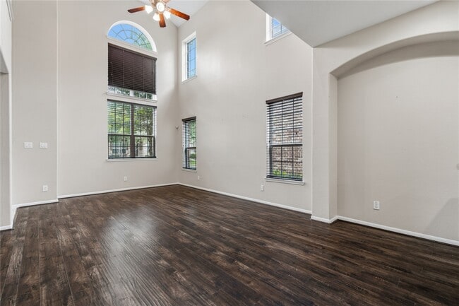 Foto del edificio - 9131 Solvista Pass Ln