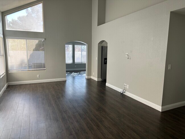 Sala de estar principal. - 3320 Haven Beach Way