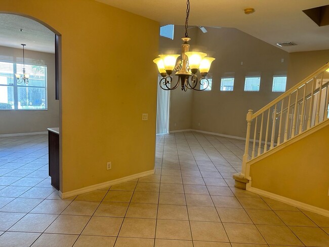Building Photo - Beautiful 3/3 Townhome in Winter Springs! ...