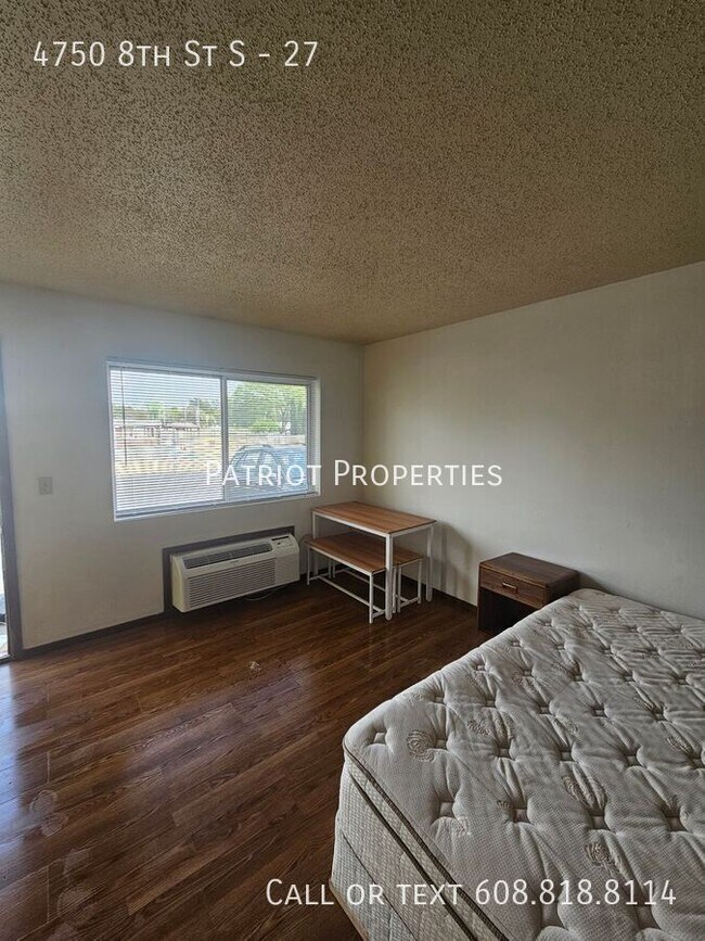 Foto del edificio - 4750 8th St S