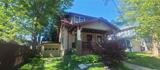 Foto del edificio - 14 Hall St