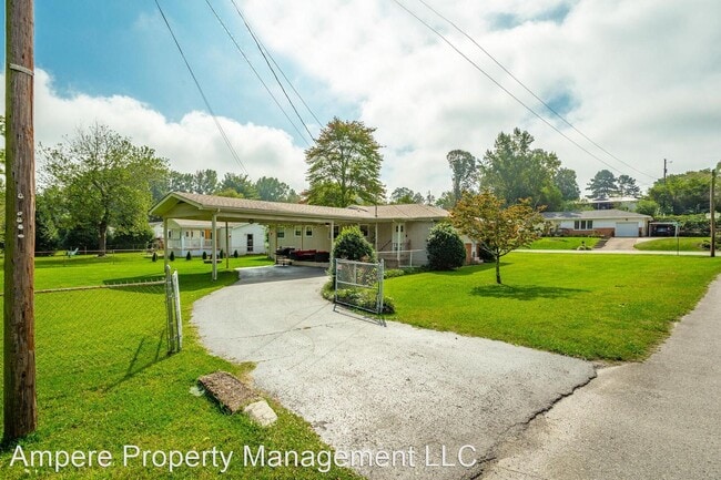 Building Photo - 3 br, 1.5 bath House - 3609 Maiden Dr
