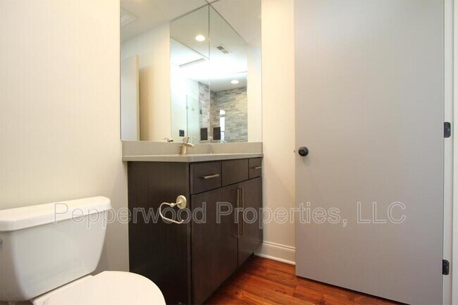 Foto del edificio - 149 S Daniel Morgan Ave