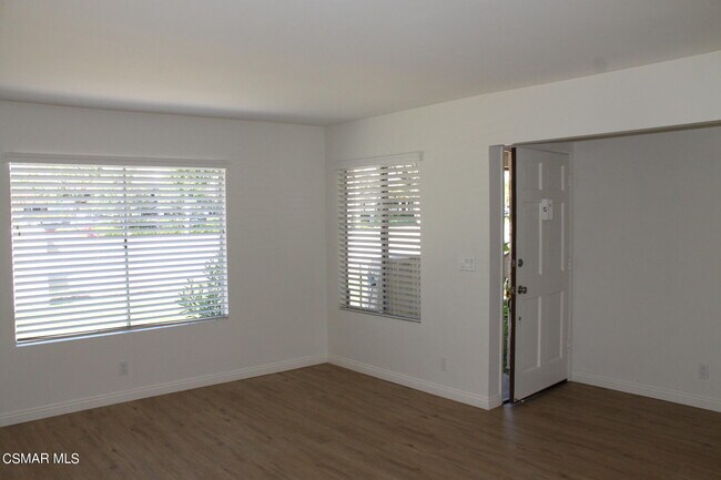 Foto del edificio - 2627 Hartland Cir