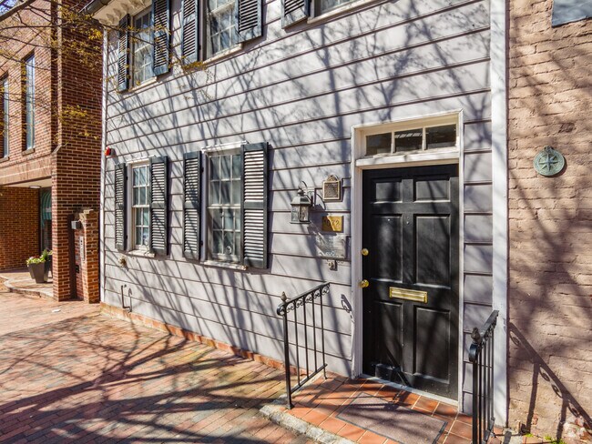 Entrance - Adams-Mason House