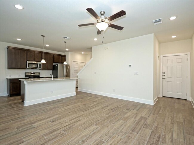 Foto del edificio - 415 Parkline Dr