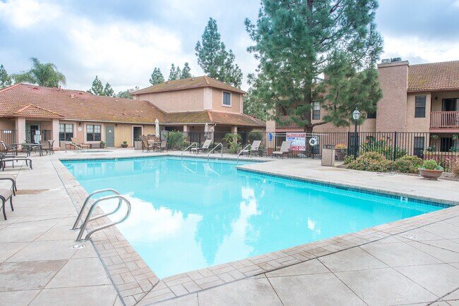 Foto del edificio - 12063 Alta Carmel Ct