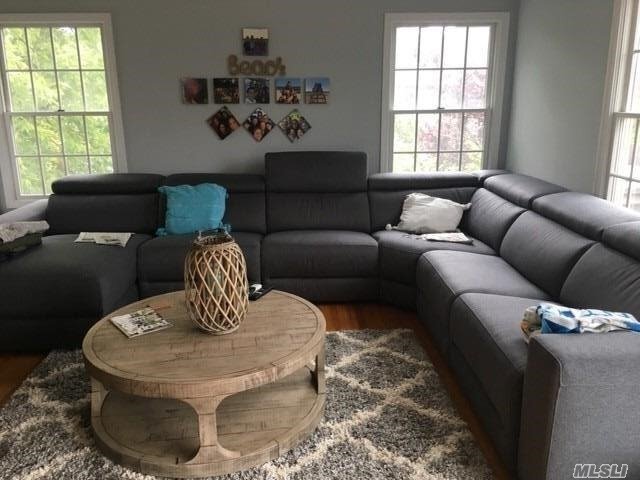 Building Photo - 281 Wilmot Rd