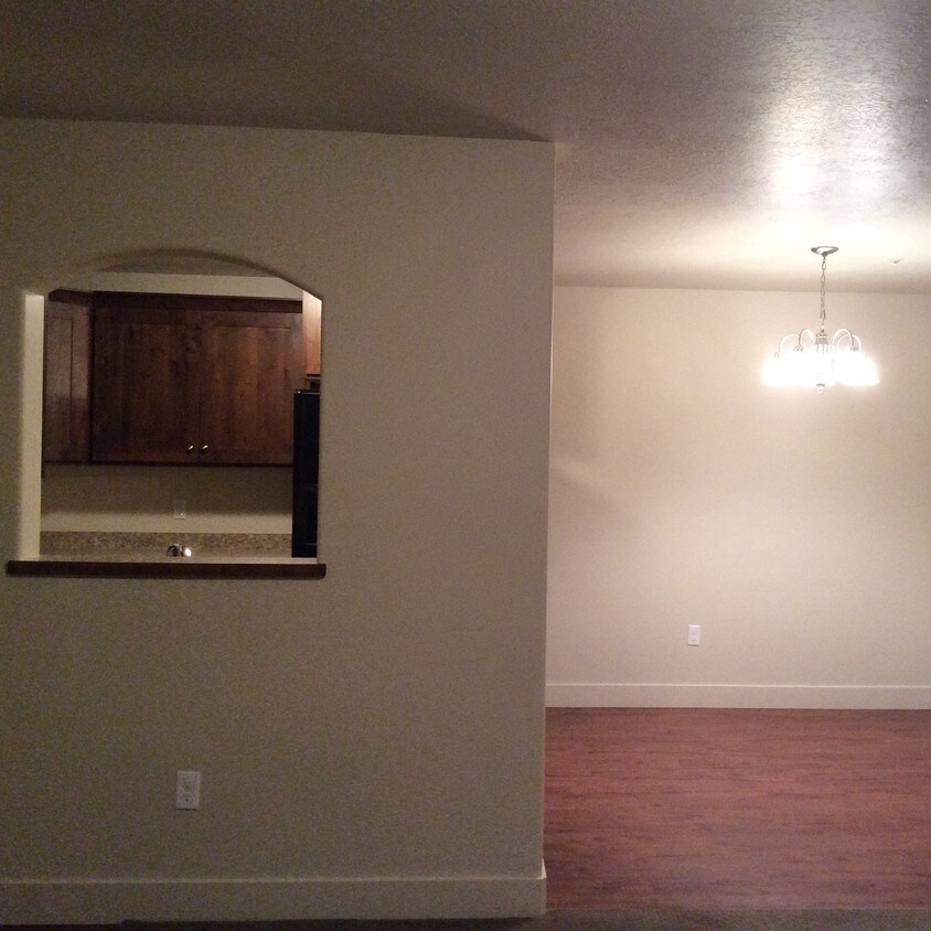 1045 S 1700 W, Payson, UT 84651 Condo for Rent in Payson, UT