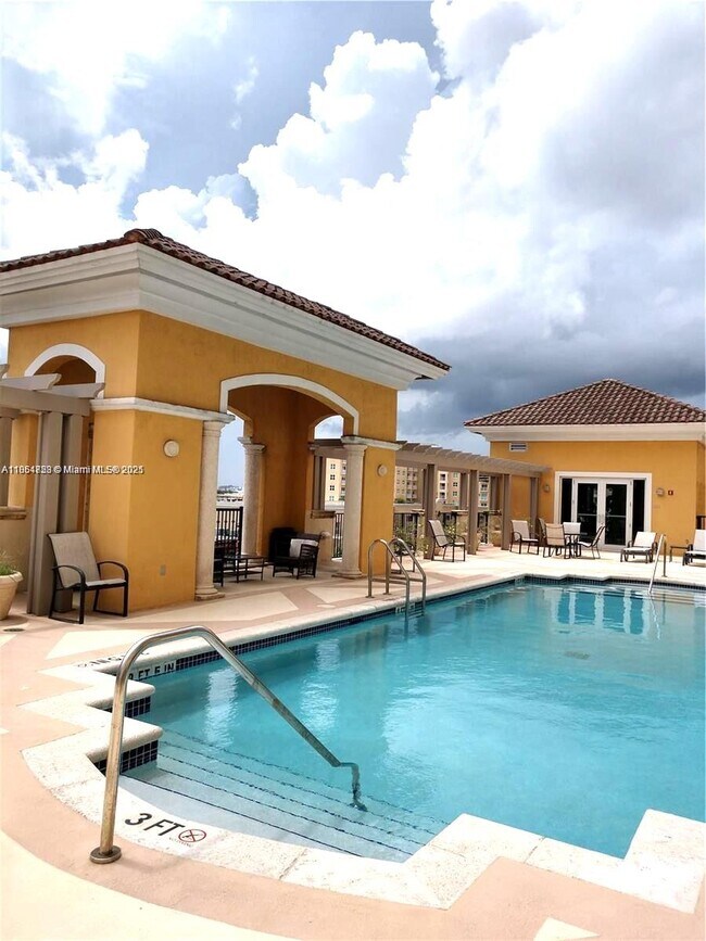 Foto del edificio - 1627 SW 37th Ave