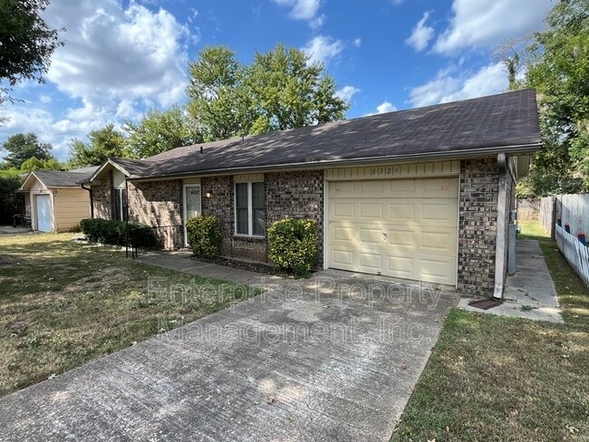 Photo - 6324 Woodgreen Dr House