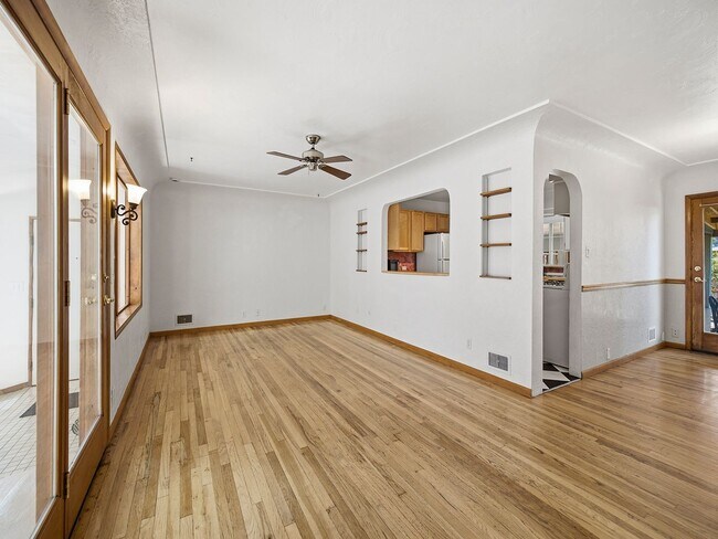 Foto del edificio - 1816 Orchard Pl