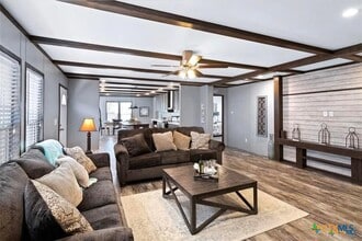 Building Photo - 2995 Barr Ln