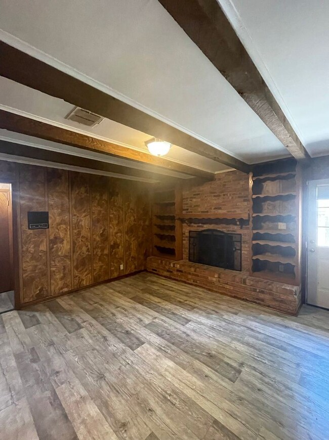 Building Photo - 4 br, 2 bath House - 4540 Curtis
