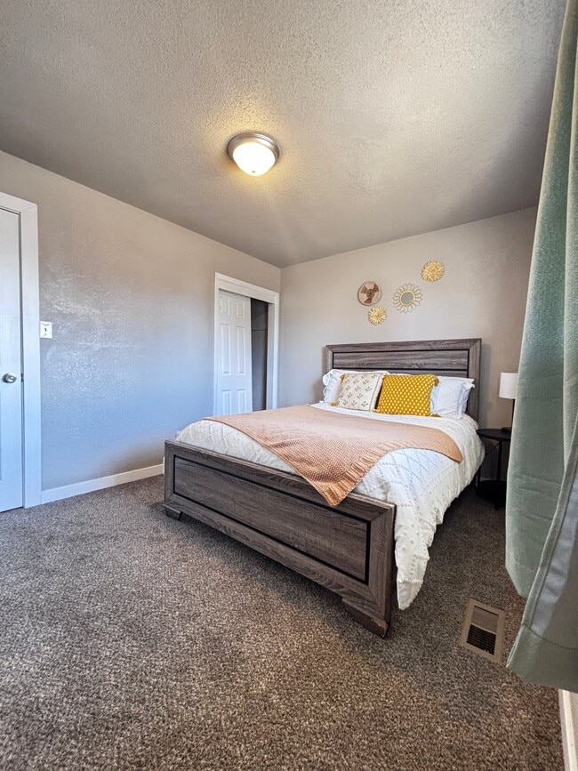 Foto del edificio - 1818 Seminole Ln