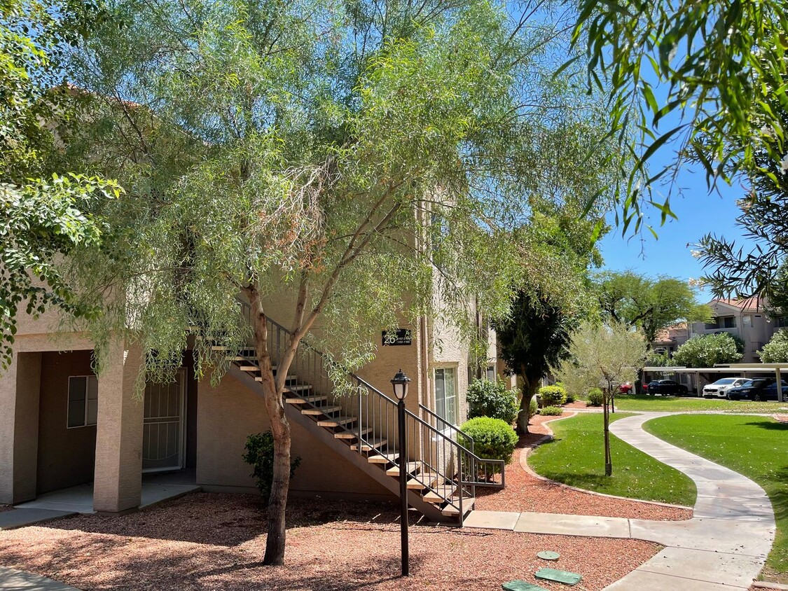 Primary Photo - Ahwatukee 3 Bedroom - 2 Bath Condo in Beau...