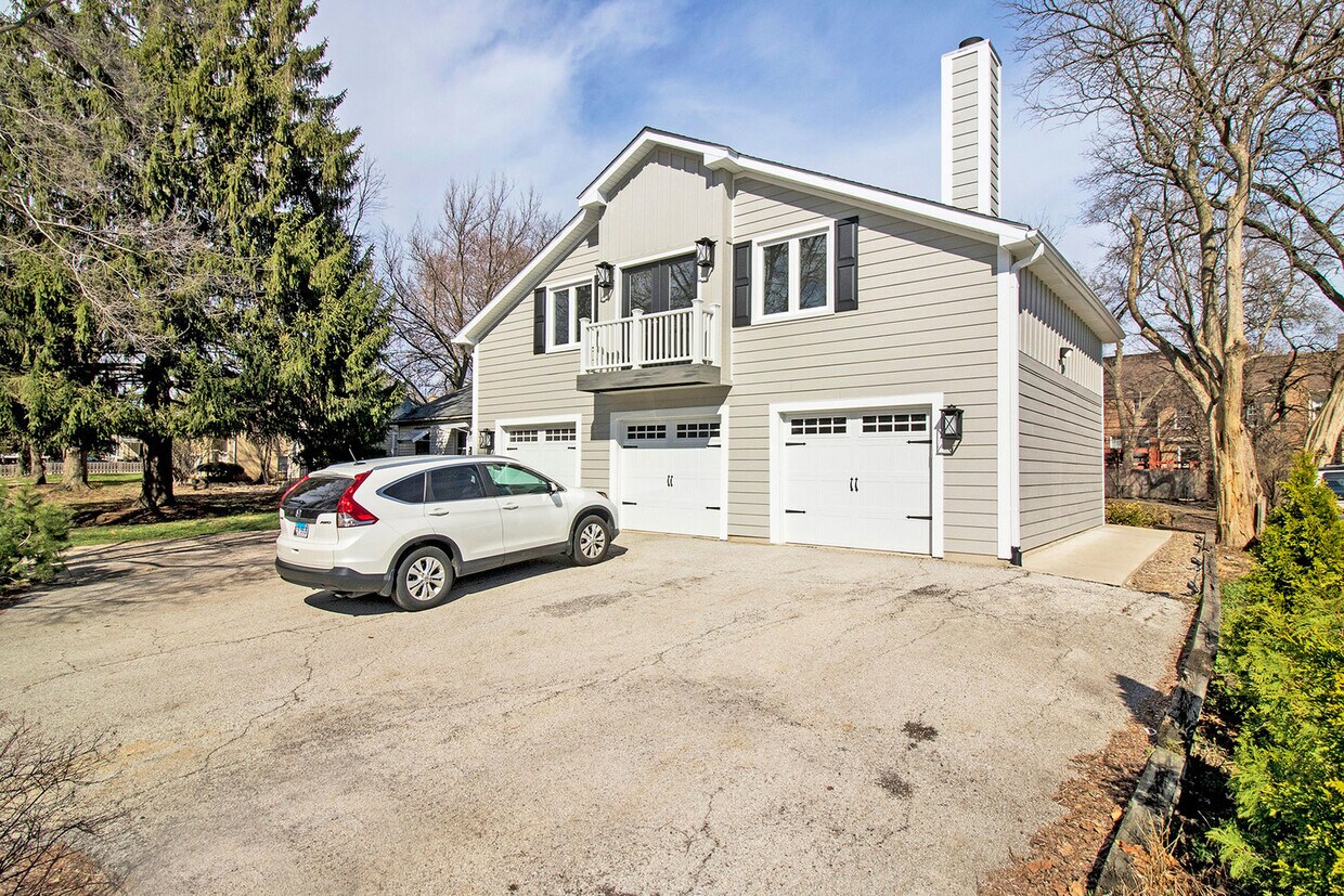 Primary Photo - 812 N Sleight St