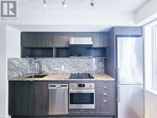 Building Photo - 9 Mabelle Ave