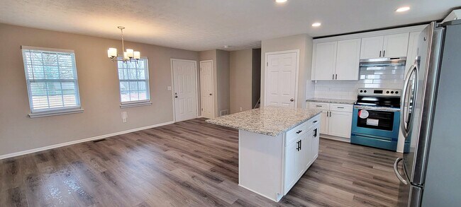 Building Photo - 5530 Little Mill Rd
