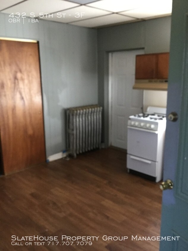Primary Photo - Studio Apartment