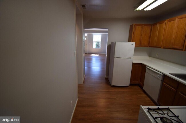 Building Photo - 51 Hanover Pl NW