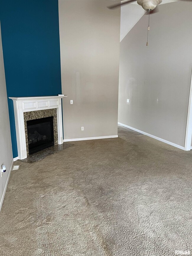 Building Photo - 4514 Castle Pines Dr