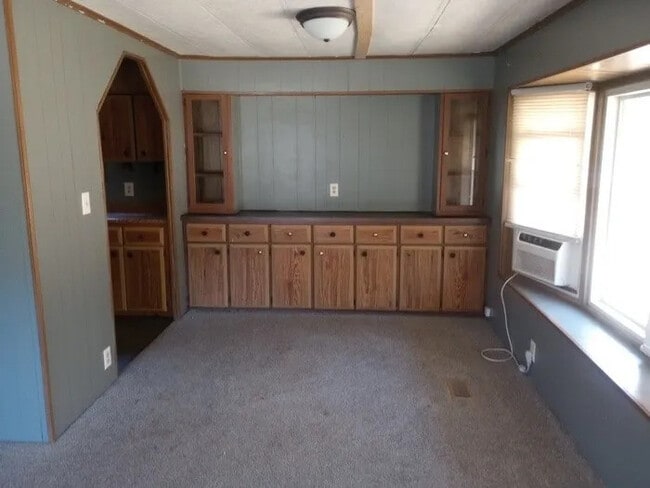 Building Photo - 3 Bedroom 3 Bathroom House