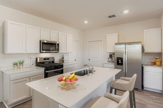 Building Photo - 12112 Douglas Fir Cir