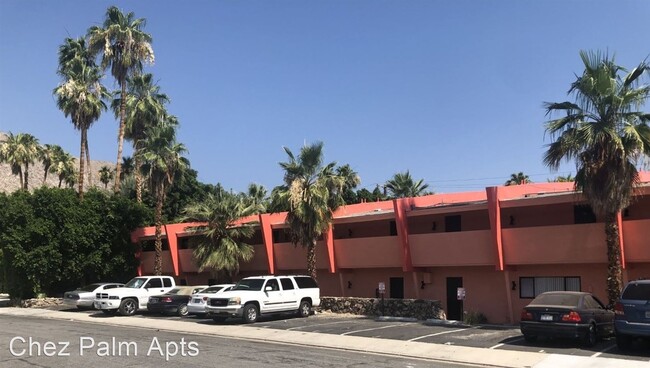 Building Photo - 722 E San Lorenzo Rd