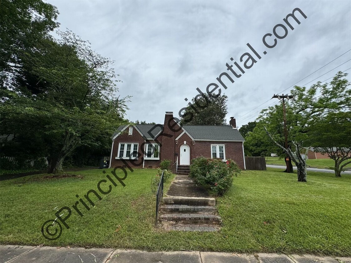 203 N 14th St, Bessemer City, NC 28016 House Rental in Bessemer City