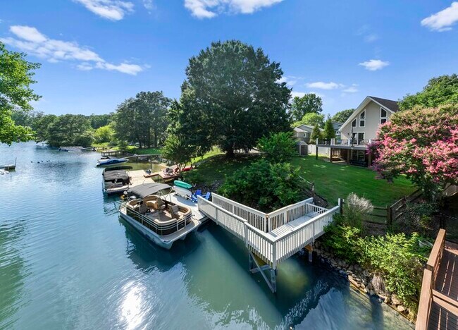 Foto del edificio - Blue Wing Bay