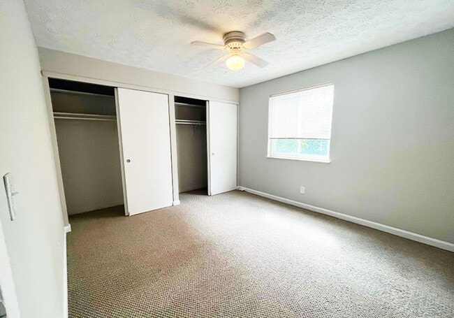 Foto del edificio - 525 Lowell Ave