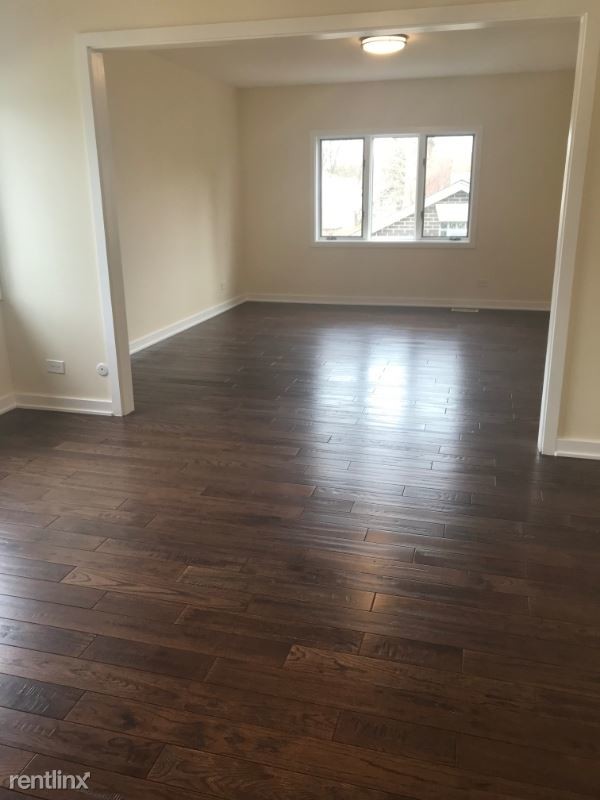 Building Photo - 3 br, 2.5 bath Townhome - 242 North Street