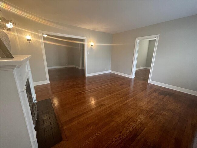 Foto del edificio - 4337 Jefferson St