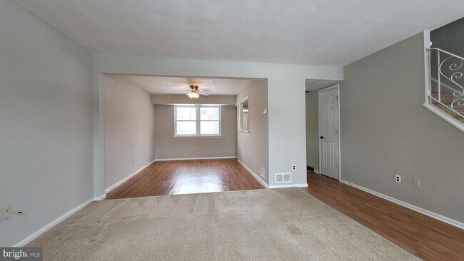 Building Photo - 3011 Hallowell Ct
