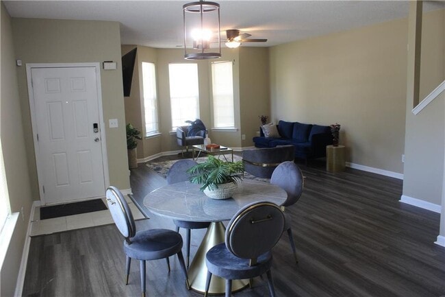 Foto del edificio - 7431 Battlecreek Ln