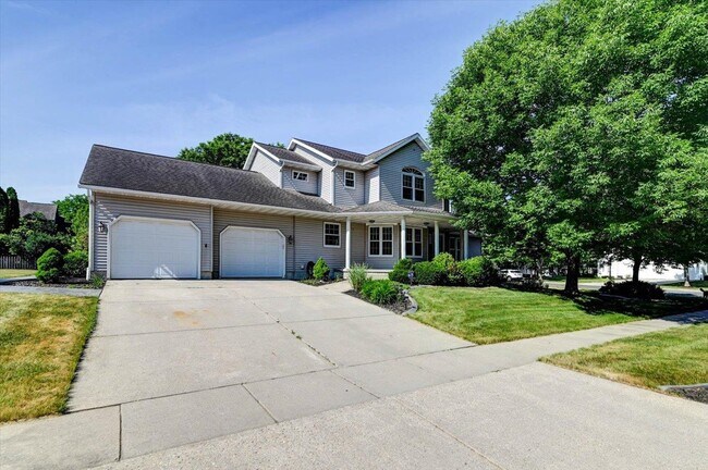 Building Photo - 614 Worthington Way