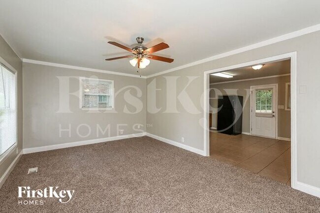 Foto del edificio - 1475 Greenwillow Dr