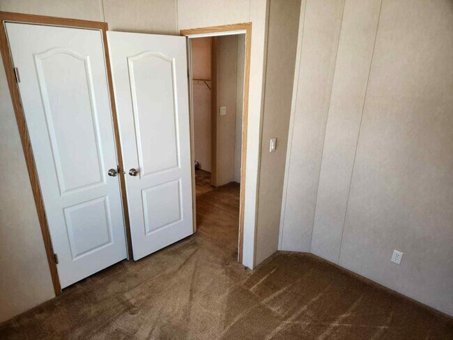 Foto del edificio - 3451 W 100 S