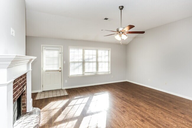 Foto del edificio - 9261 Speerberry Ln