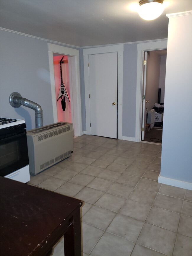 Kitchen 2 - 294 Pratt Rd