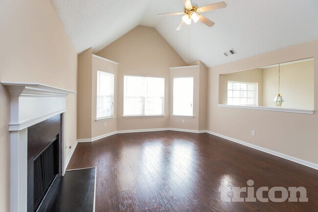 Foto del edificio - 11569 Registry Blvd