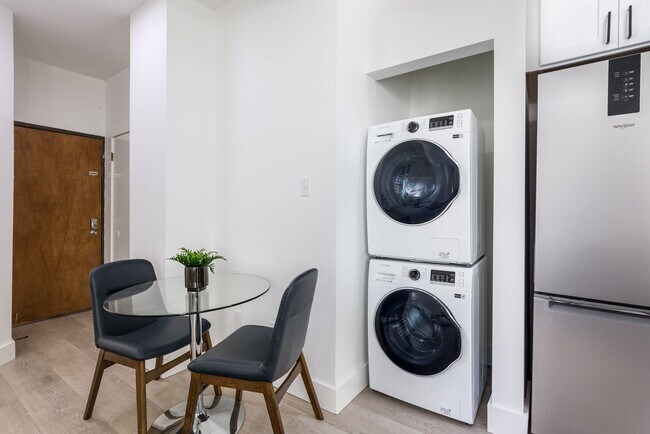 Foto del edificio - 1450 Castro St