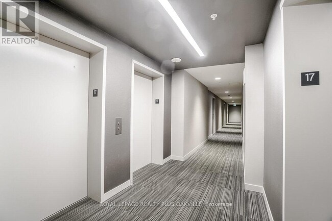 Building Photo - 2087 Fairview St